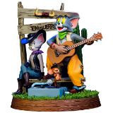 TOM AND JERRY COWBOY STATUE